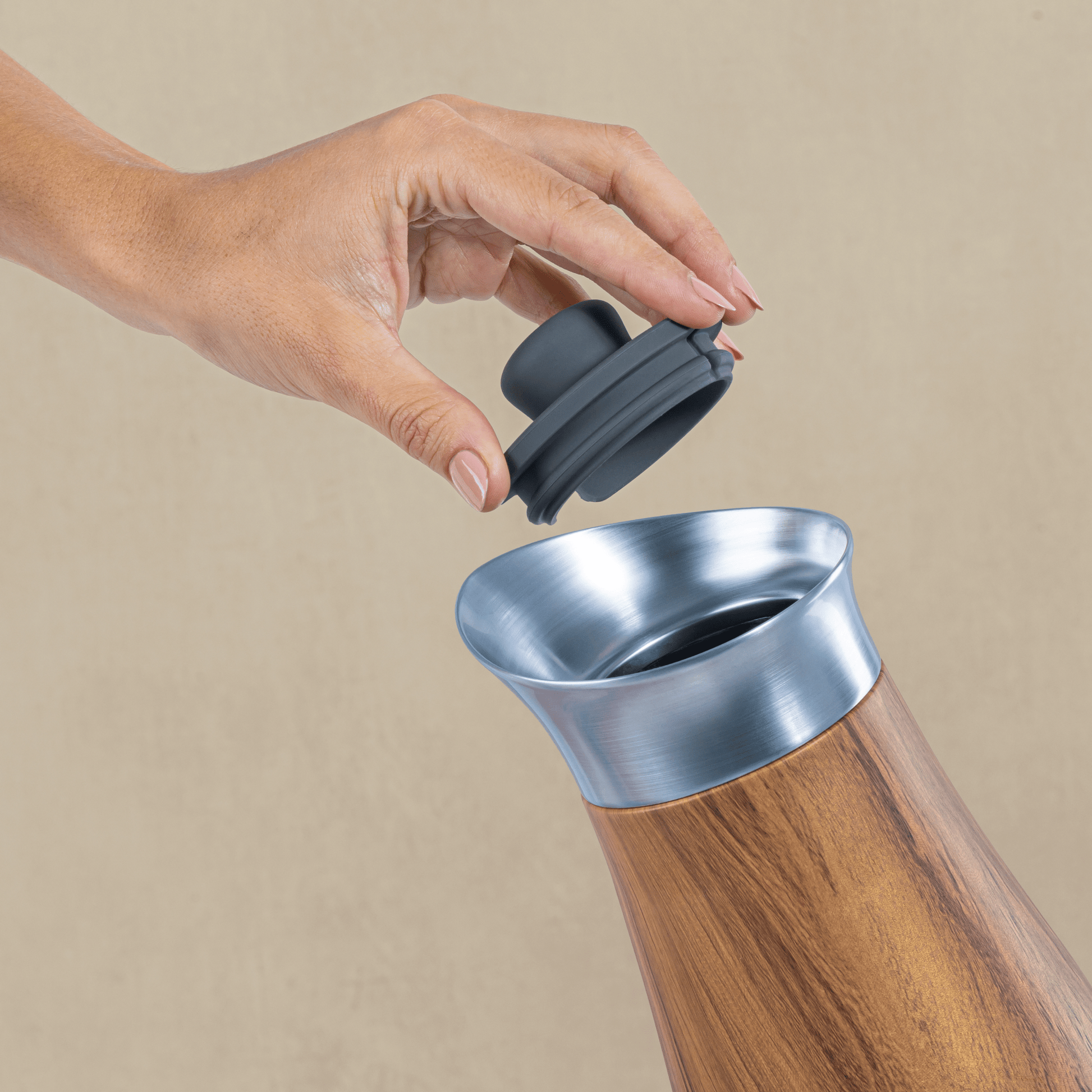 carafe-with-lid-r6 Swell-Carafe-Teakwood-Lifestyle.png