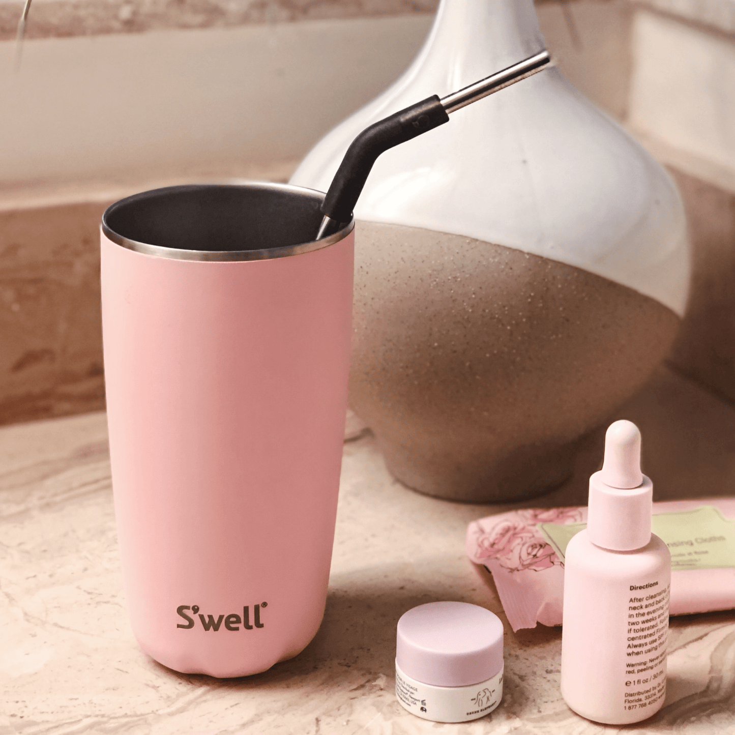 stainless-steel-straw-set-x0 Swell-Stainless-Steel-Straw-Set-Lifestyle.png