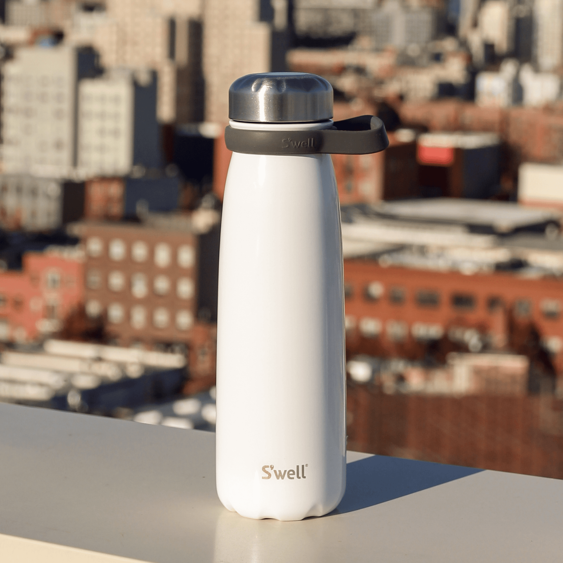 traveler-40oz-a5 Swell-Water-Bottle-Traveler-40oz-White-Angel-Food-Lifestyle.png